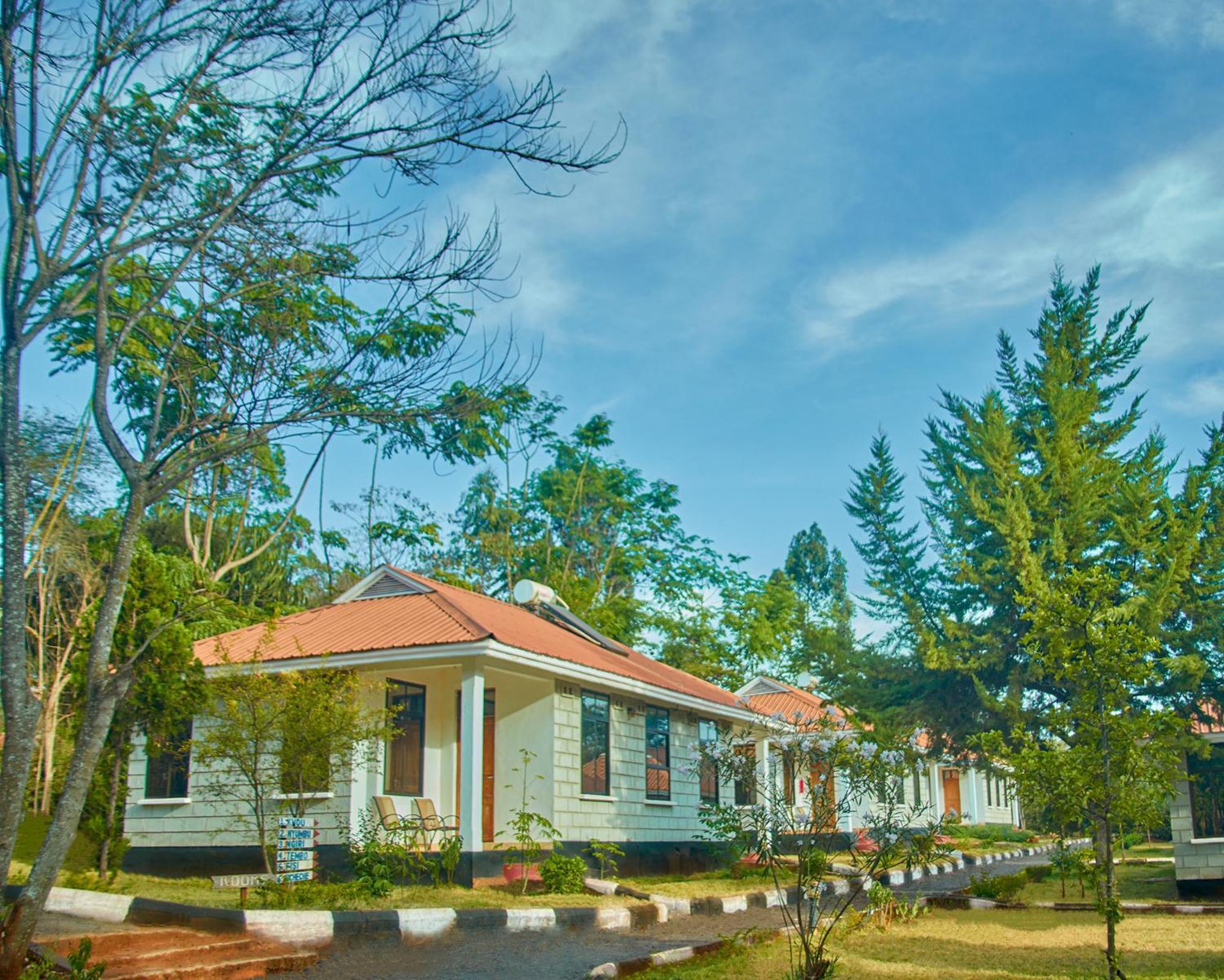 Ngorongoro Corridor Lodge คาราทู ภายนอก รูปภาพ