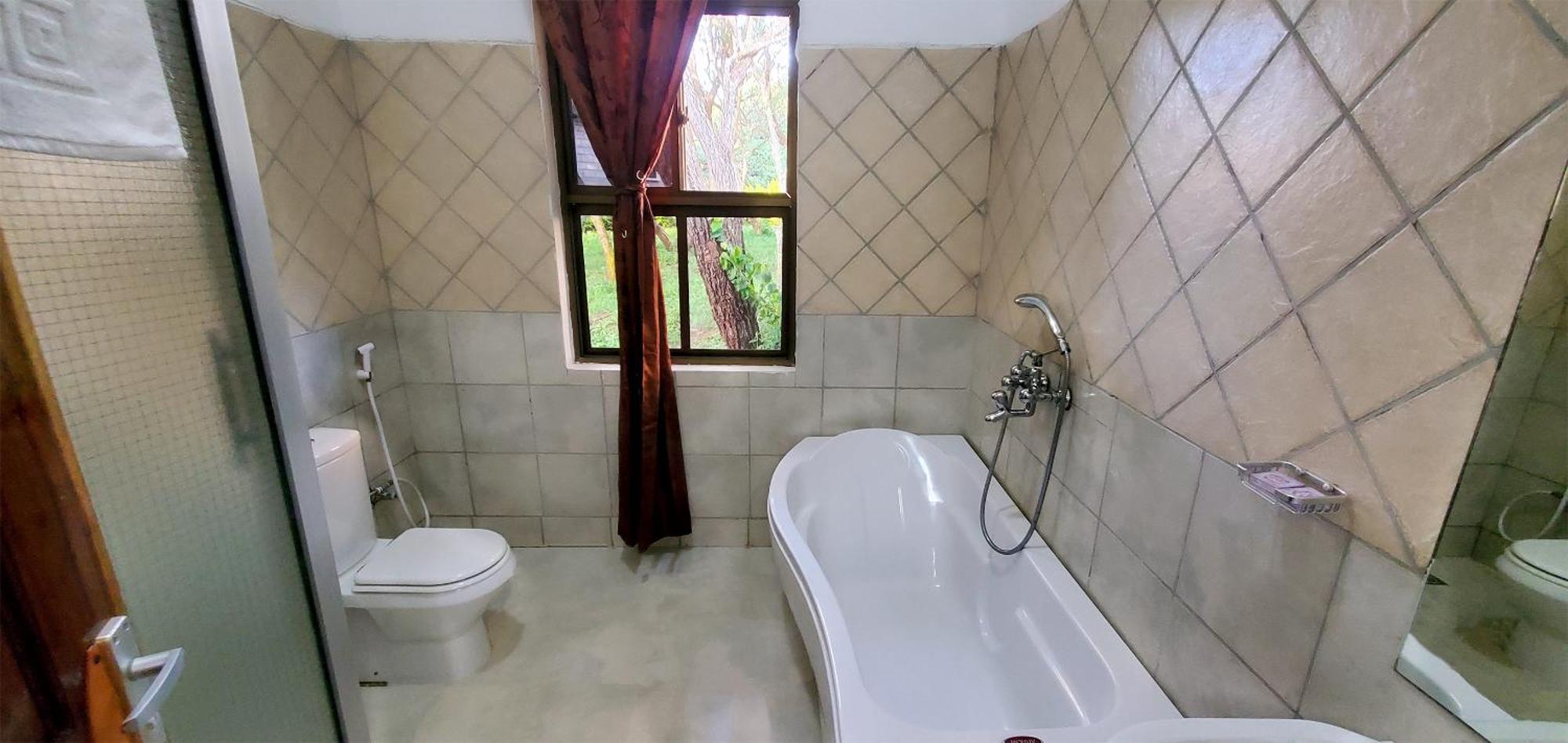 Ngorongoro Corridor Lodge คาราทู ภายนอก รูปภาพ